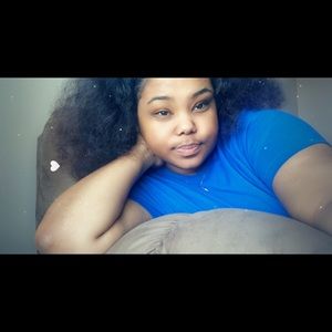 Meet your Posher, Briana